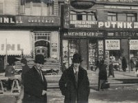 Trg bana Jelačića oko 1930. godine.jpg